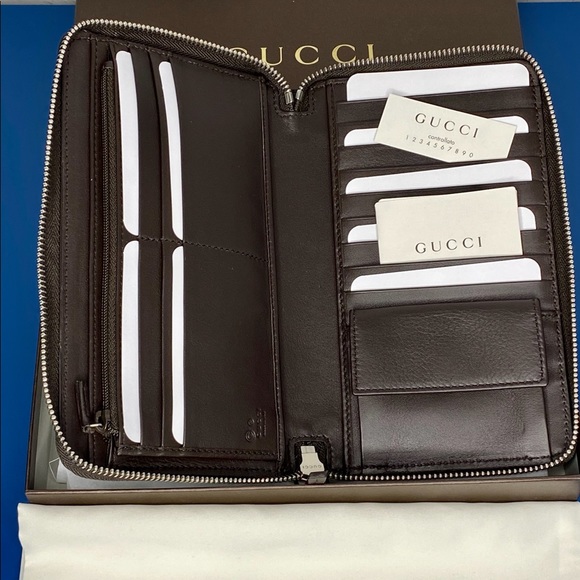 Gucci GG Logo Leather Zip Round Continental Wallet - Picture 2 of 11